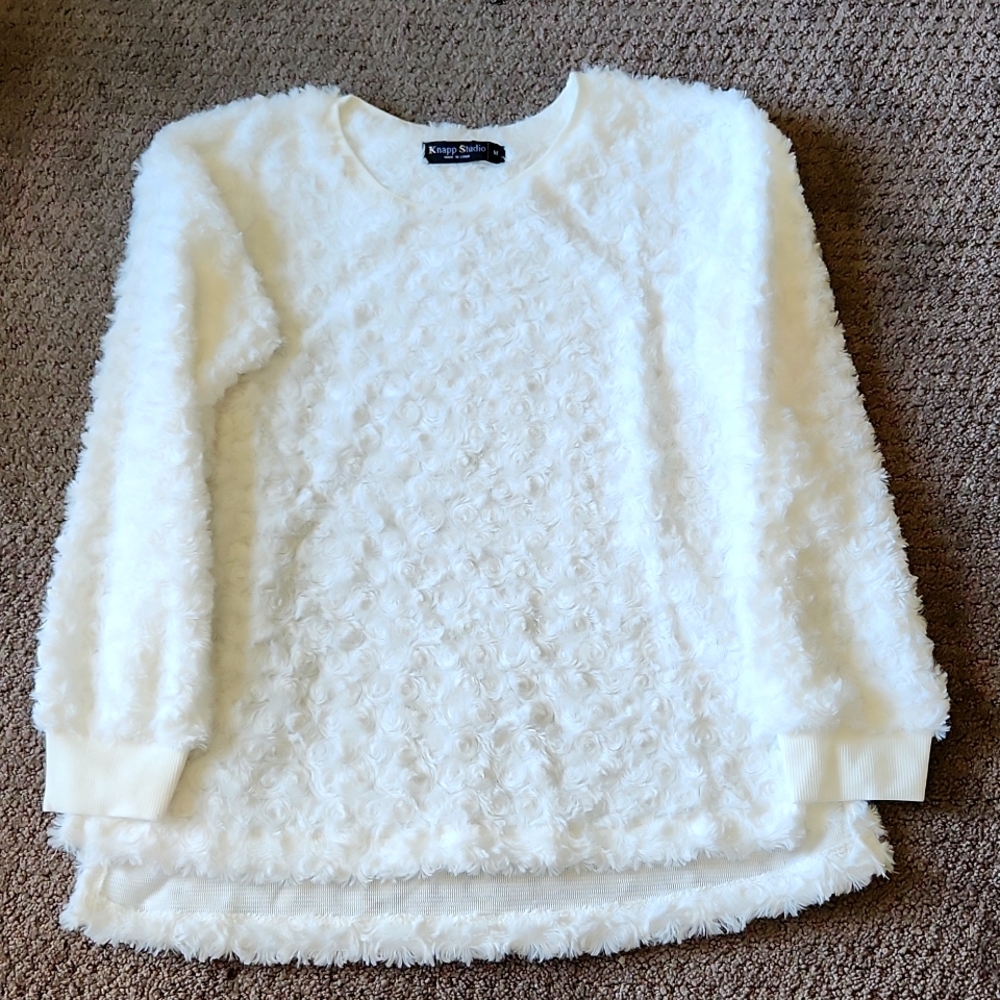 Knapp studio size M shirt